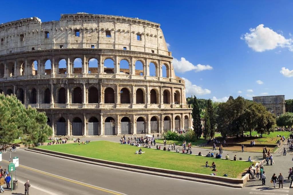 Center A Pochi Passi Dal Colosseo *